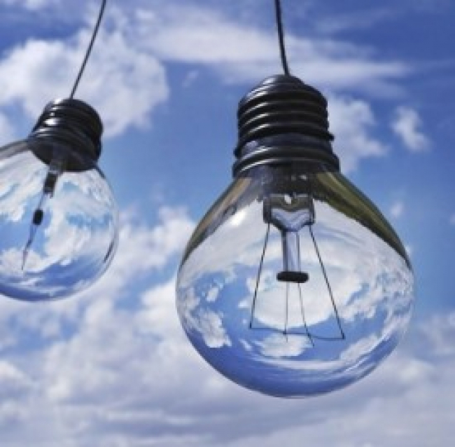 Elettricità e gas, confrontare online per risparmiare