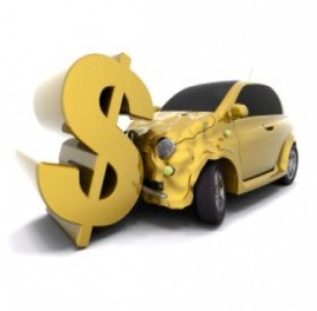Assicurazione auto: per l'Isvap cresce soltanto l'rc auto