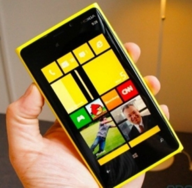 Nokia Lumia 920 e Lumia 820 in arrivo in Italia
