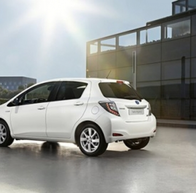 Toyota Yaris Hybrid, per ridurre i costi auto
