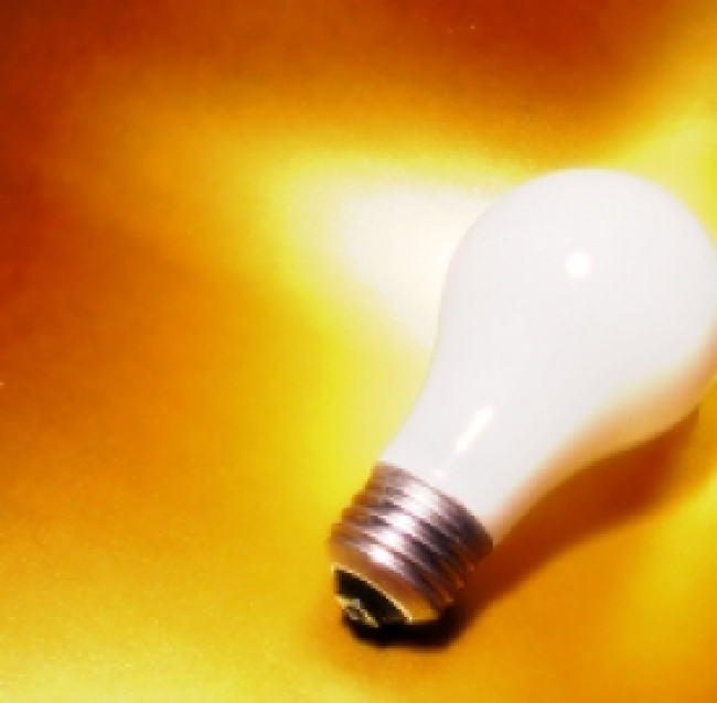 Risparmio casa: lampadine "efficienti" contro il caro bolletta
