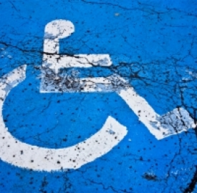 Costo energia, emergenza bollette per disabili e malati cronici