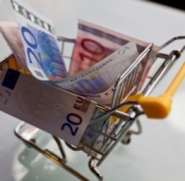 Bce, tassi dei prestiti alle stelle per famiglie e pmi italiane e spagnole