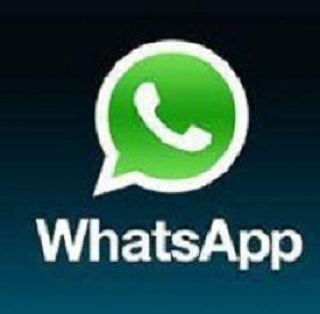 Internet mobile, WhatsApp fa scoppiare la coppia
