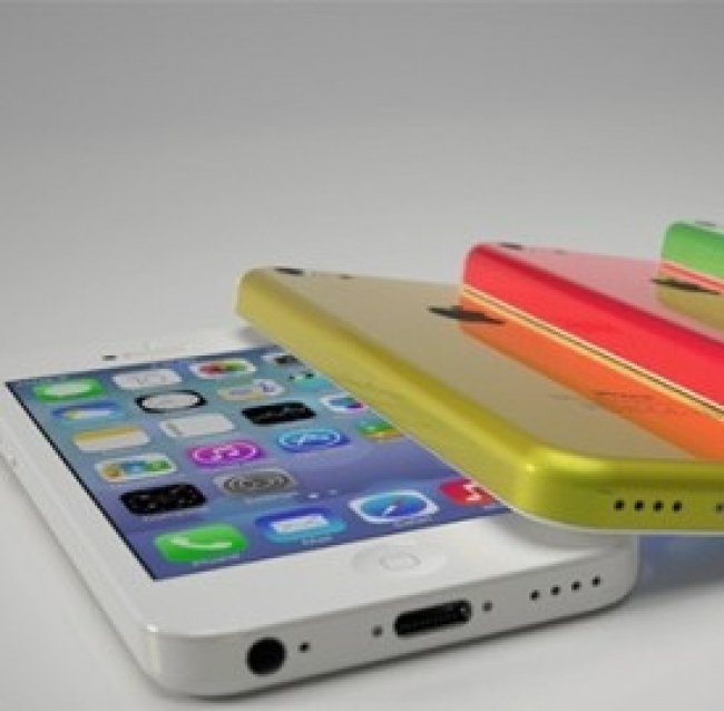 iPhone 5S e iPhone 5C in vendita con Vodafone e 3 Italia dal 25 ottobre