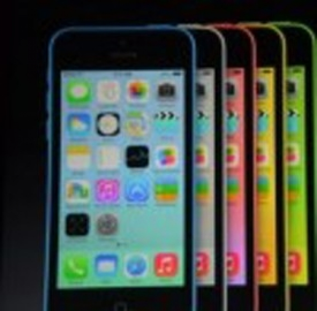 Apple, iPhone 5C difettoso: fermata la produzione a Taiwan