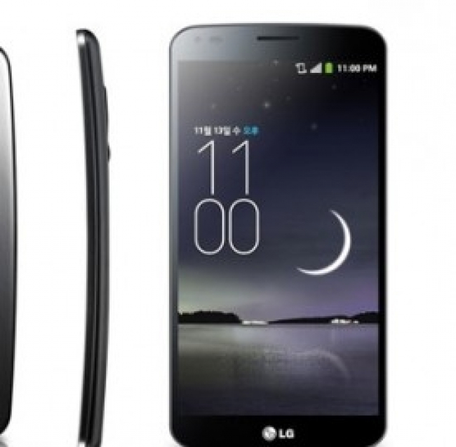 LG Flex, il primo smartphone con display curvo