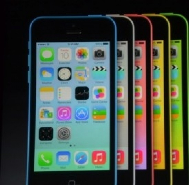 iPhone 5s e iPhone 5c in abbonamento con Tim, Vodafone e 3 Italia. Ecco la più conveniente?