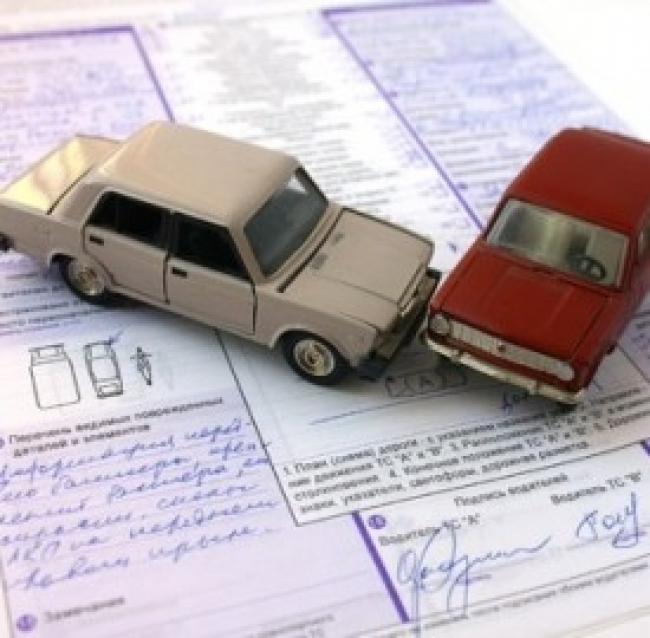 Assicurazioni auto: sì a tabelle danno e risparmio su Rc Auto, l'approvazione dell'Ania