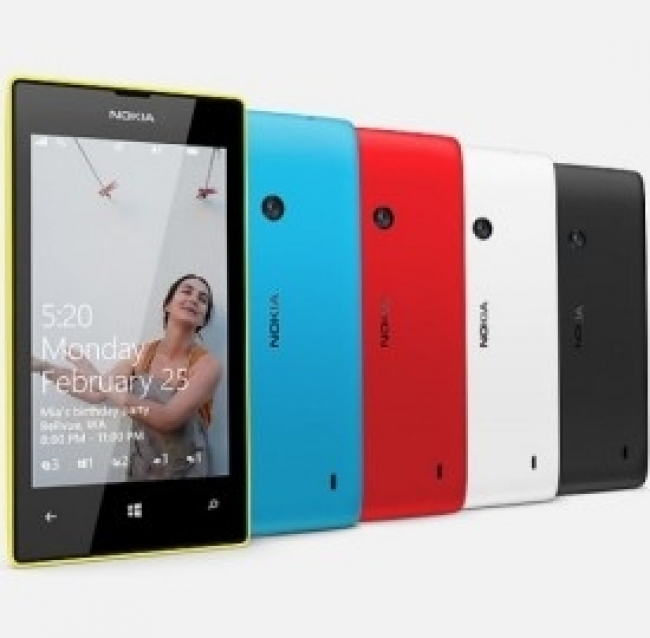 Nuovo Nokia Lumia 525, lo smartphone apparso dal nulla. Caratteristiche e prezzi