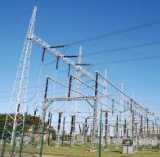 Energia elettrica: il Governo lancia i tagli sulle bollette