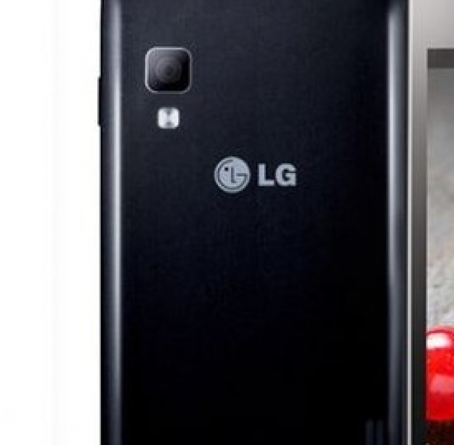 Smartphone 2013: In uscita Lg Optimus L7 II, ma attenzione a Lg Optimus G.