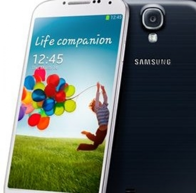 Smartphone Samsung, Android: aggiornamenti in corso