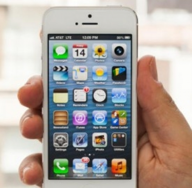 Apple, le nuove frontiere della tecnologia: l'iPhone sarà anche portafoglio elettronico