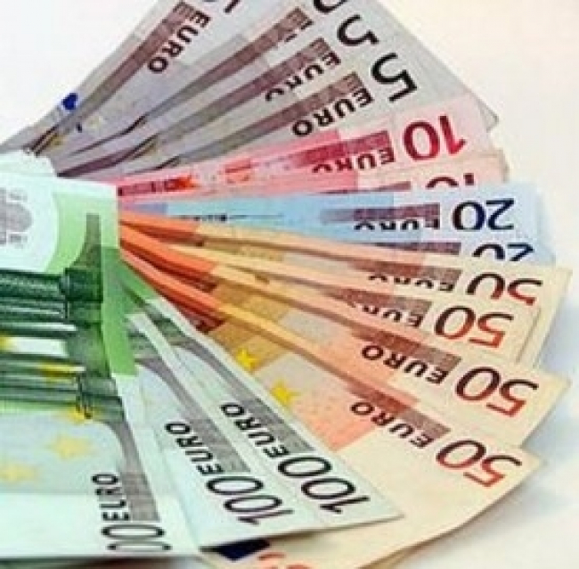 Prestiti, una famiglia europea su due ha debiti con le banche