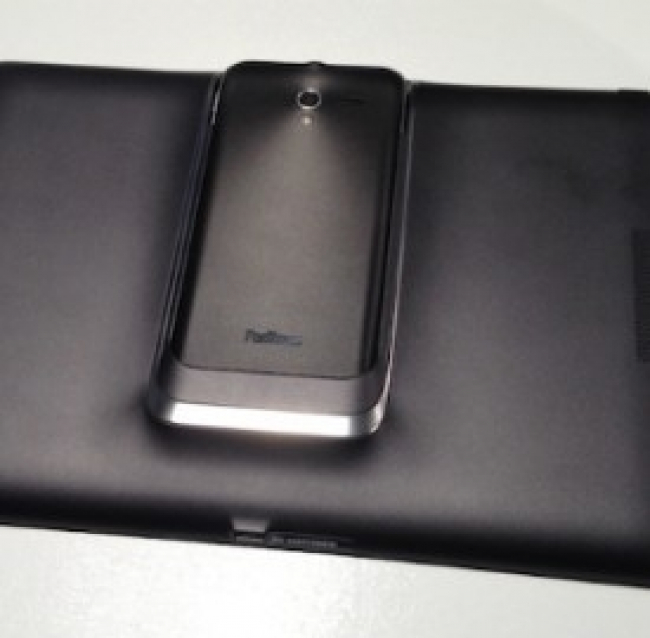 PadFone 2: lo smartphone che diventa un tablet