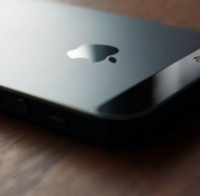 iPhone 5s: il tasto home sarà ricoperto di zaffiro