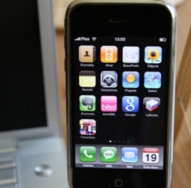 iPhone 5S e iPhone low cost: novità su prezzo e data di uscita