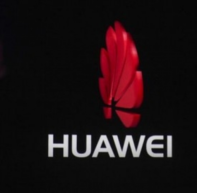 Huawei Ascend P6 lo smartphone più sottile in circolazione