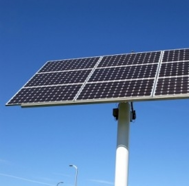 Fotovoltaico: niente partita Iva per chi vende energia elettrica prodotta dai pannelli sul tetto