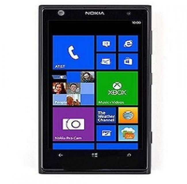 Nokia lancia il nuovo Lumia 1020: caratteristiche tecniche dello smartphone Windows