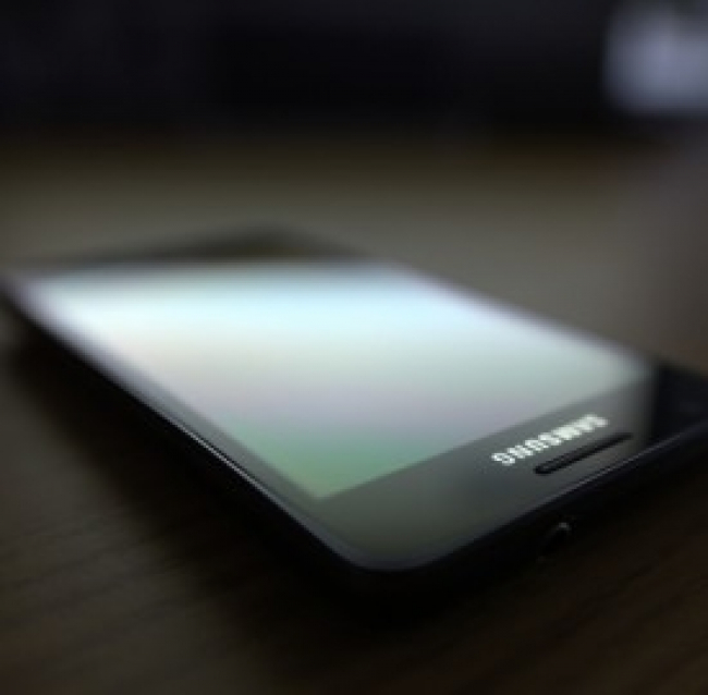 Samsung Galaxy S4 Zoom: prezzo migliore, offerte del momento e scheda tecnica