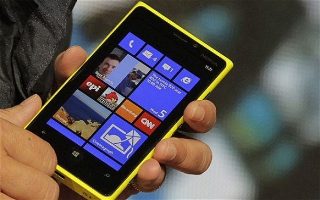 Nokia Lumia 720, 820, 920: prezzi più bassi e offerte migliori all'8 gennaio 2014