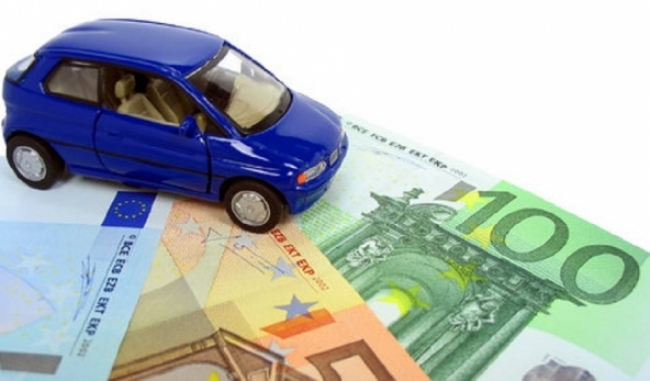 Assicurazione e bollo auto: italiani allergici al pagamento