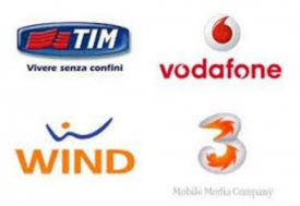 Ecco tutte le offerte di Natale di Tim, Vodafone, 3 e Wind