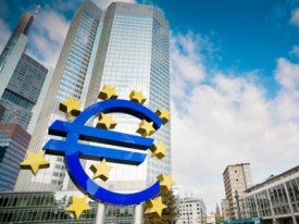 Prestiti, nuova stretta nei crediti. Dalla UE brutte notizie