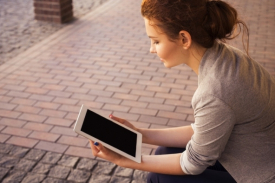 Come proteggere il tablet in spiaggia o in piscina?